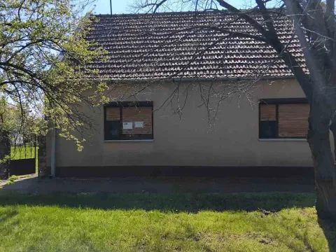 Prodaja, kuća, 80m², Žitište, Zrenjanin - image 2