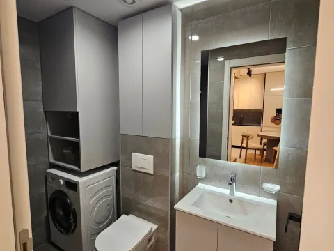 Rent, one bedroom apartment, 47m², Stari Aerodrom, Podgorica - image 16
