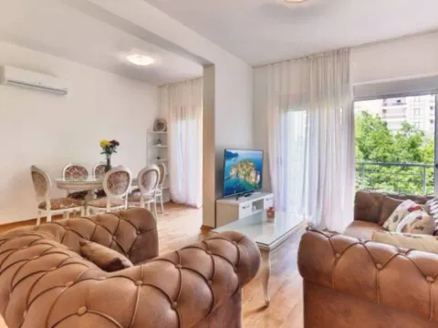 Sale, two bedroom apartment, 90m², Bečići, Budva - image 3