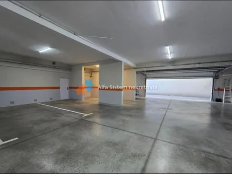 Izdavanje, stan, 215m², Savski Venac, Beograd - image 9