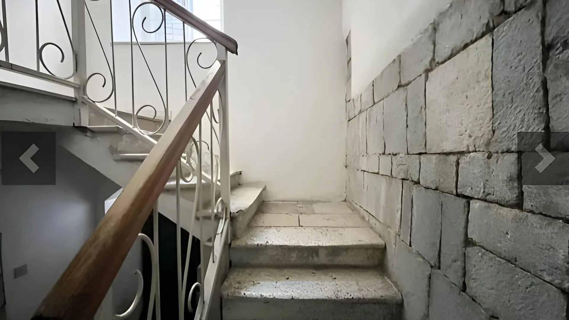 Prodaja, dvosoban stan, 84m², Kotor, Crna Gora