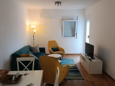 Rent, one bedroom apartment, 44m², Zagorič, Podgorica - image 2