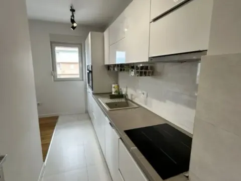 Rent, two bedroom apartment, 70m², Central Point, Podgorica - image 6