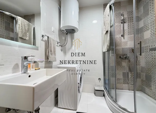 Izdavanje, garsonjera, 28m², Master Kvart, Podgorica