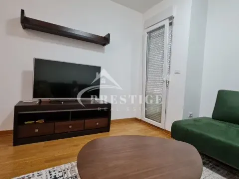 Izdavanje, dvosoban stan, 68m², City Kvart, Podgorica - image 2