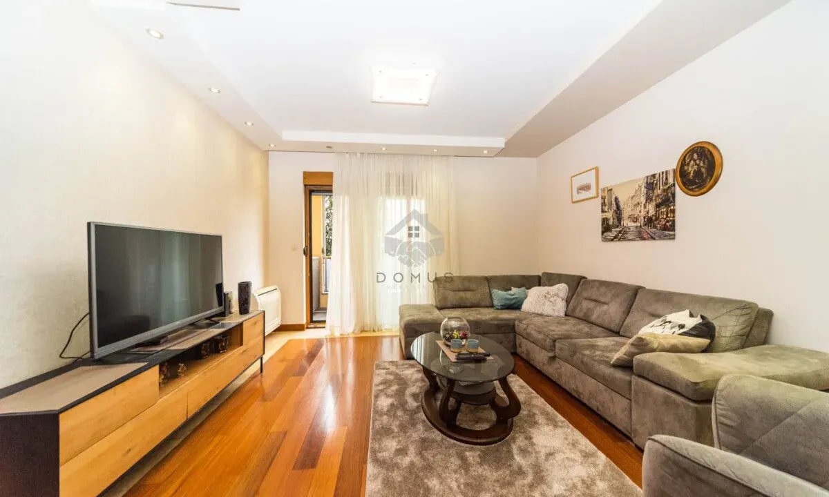 Rent, two bedroom apartment, 76m², Centar, Podgorica