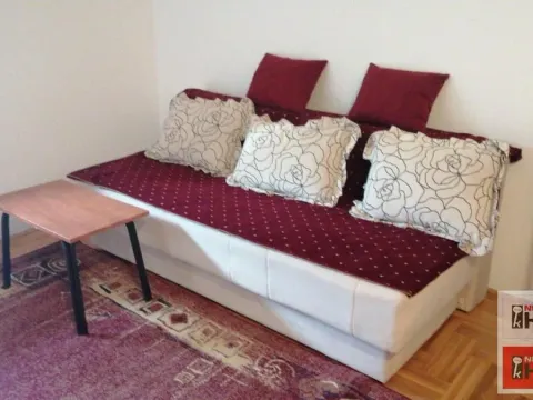 Izdavanje, garsonjera, 27m², Spens, Novi Sad Sve Podlokacije - image 1
