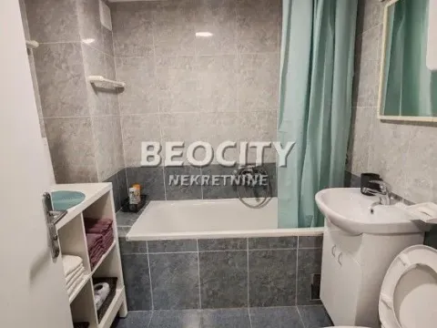 Rent, three bedroom apartment, 55m², Centar, Novi Sad - image 4