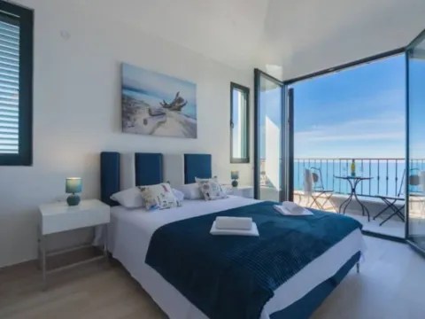 Rent, four bedroom apartment, 310m², Budva, Crna Gora