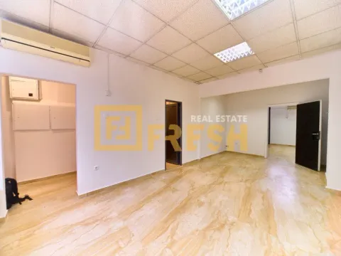 Izdavanje, poslovni prostor, 48m², Gintaš, Podgorica - image 3