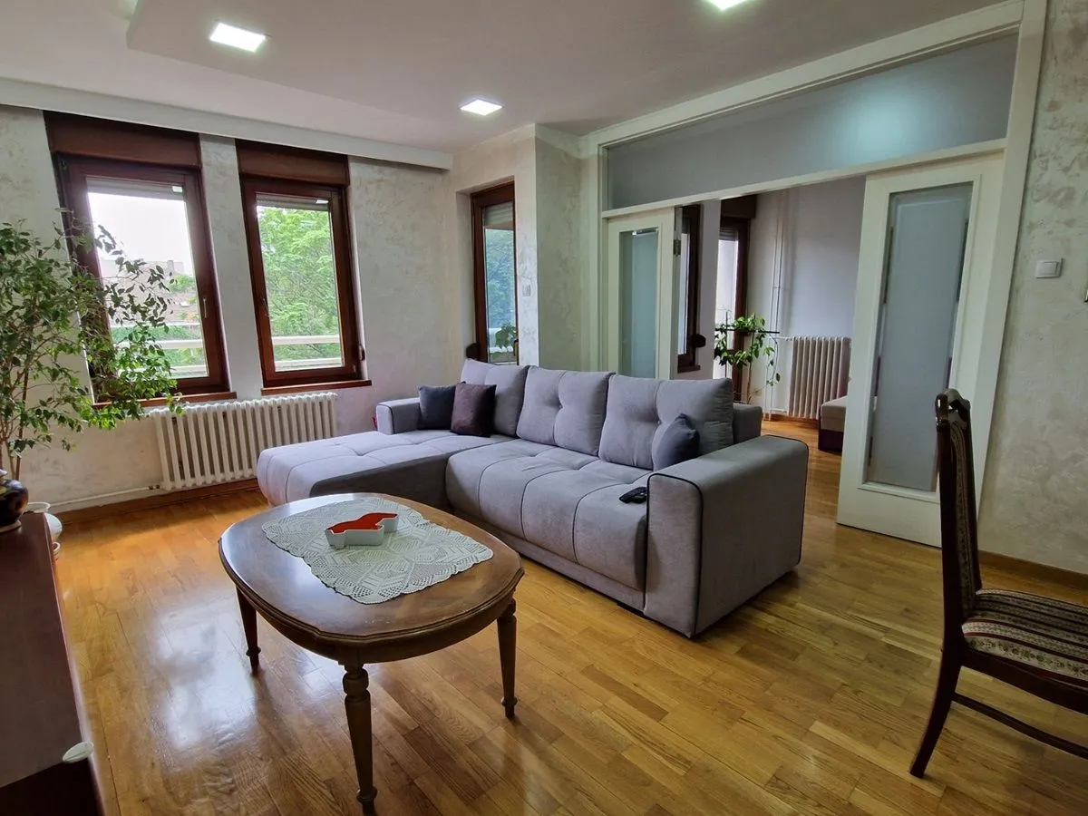 Sale, four bedroom apartment, 102m², Vračar Sve Podlokacije, Beograd