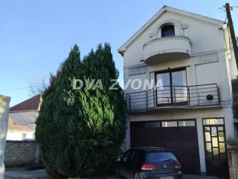 Prodaja, kuća, 170m², Centar, Inđija - image 1