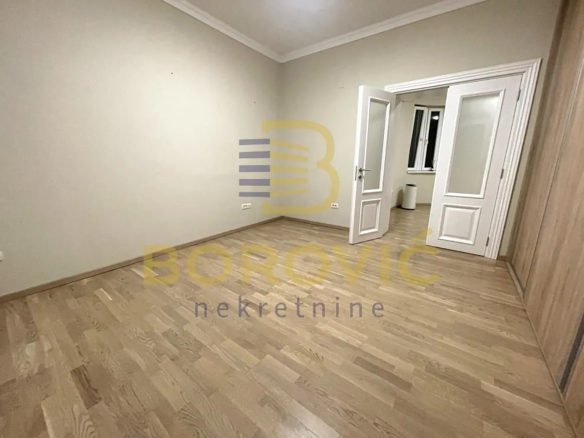 Sale, two bedroom apartment, 65m², Stari Grad, Beograd