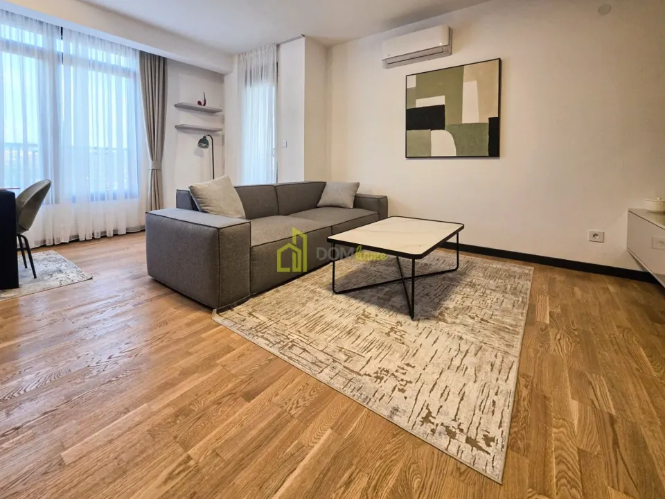 Izdavanje, dvosoban stan, 70m², Gorica C, Podgorica