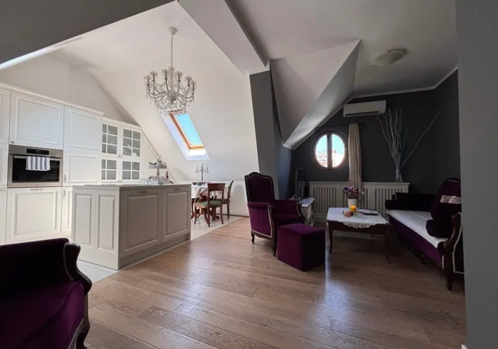 Izdavanje, trosoban stan, 106m², Donji Dorćol, Dorćol Sve Podlokacije