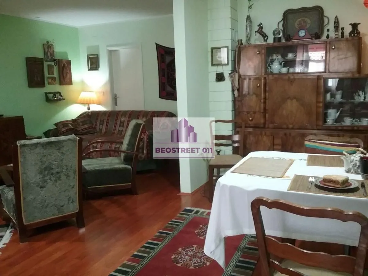 Prodaja, dvosoban stan, 73m², Senjak, Beograd