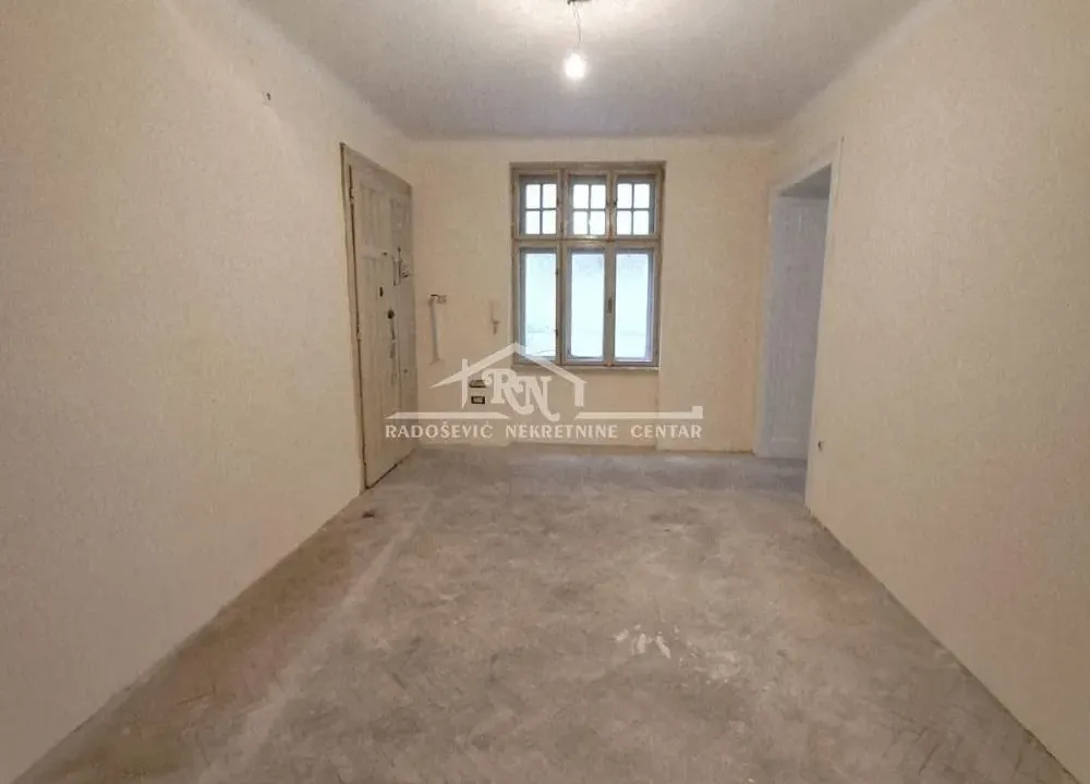 Prodaja, četvorosoban stan, 91m², Stari Grad, Beograd