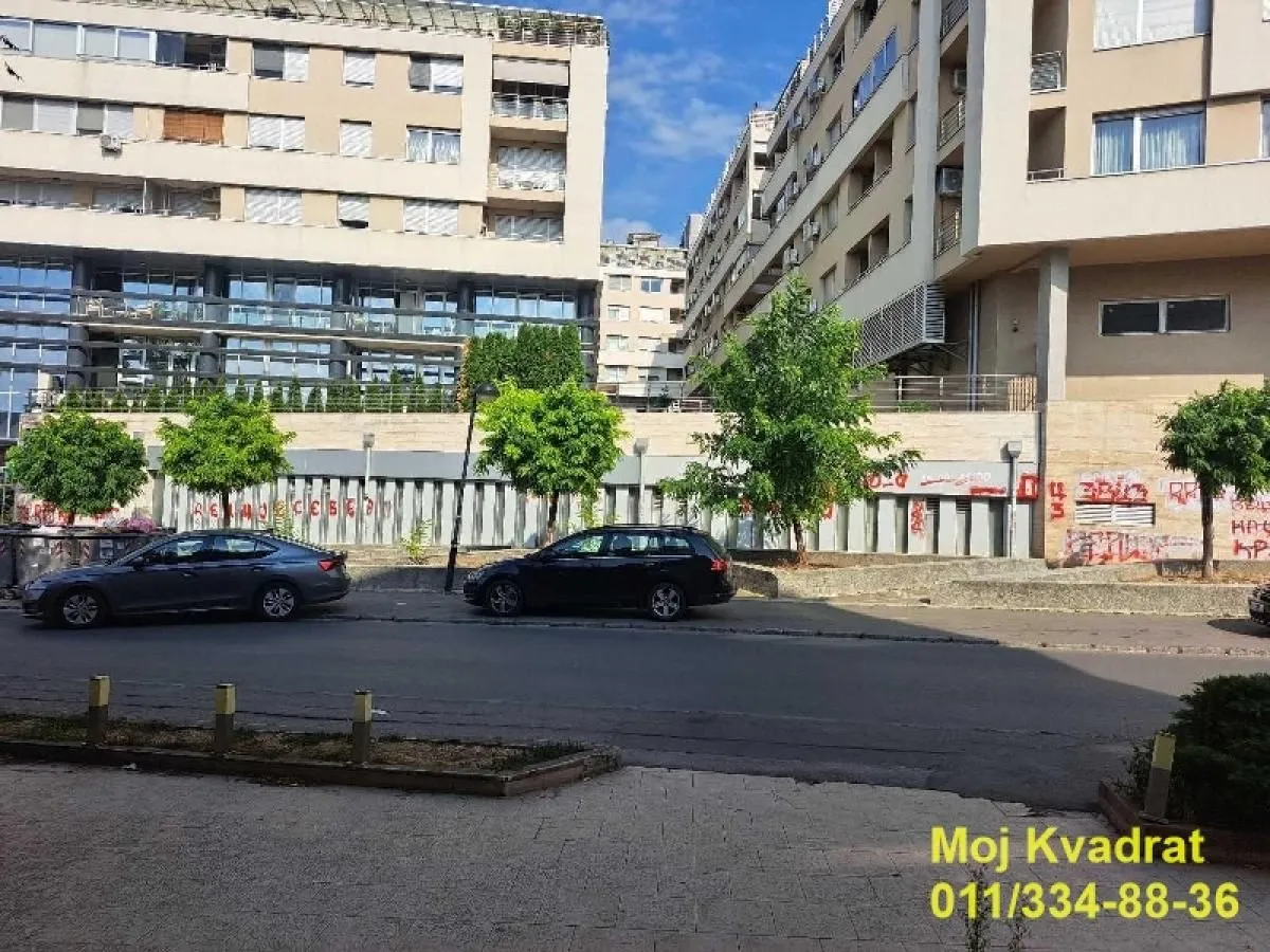 Prodaja, poslovni prostor, 117m², Kluz, Zvezdara Sve Podlokacije