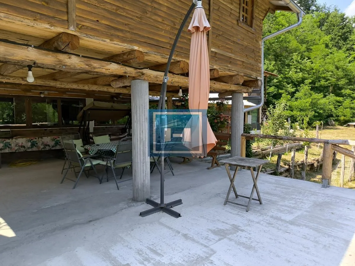 Sale, hospitality venue, 250m², Despotovac, Srbija