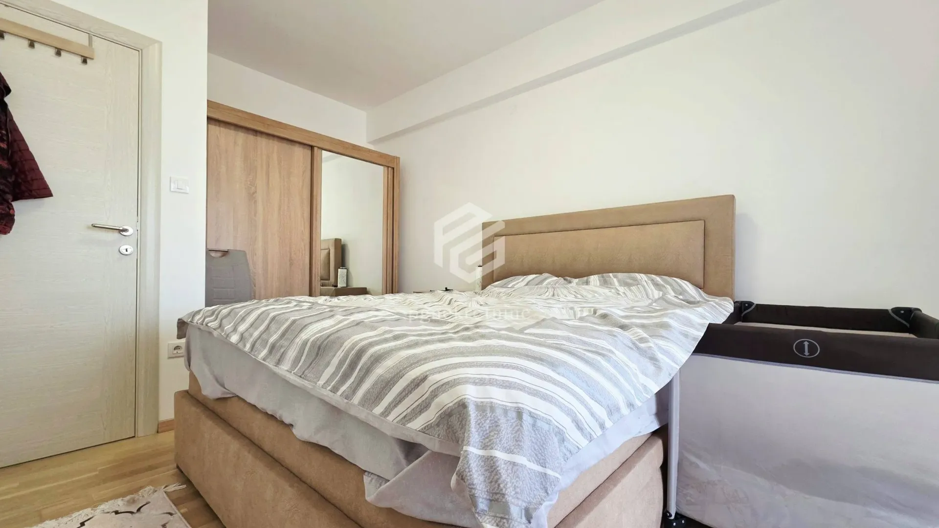 Prodaja, dvosoban stan, 76m², Stari Aerodrom, Podgorica