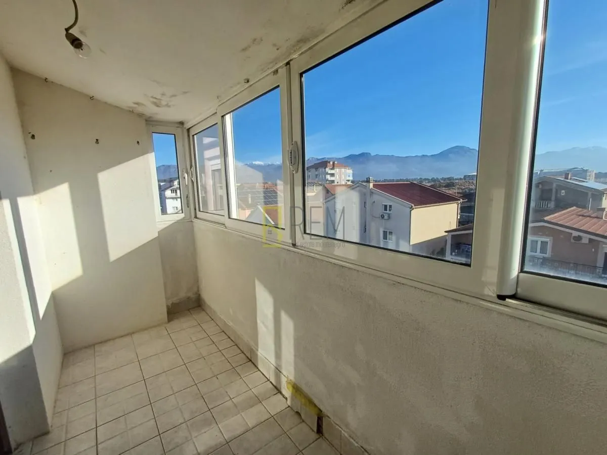 Prodaja, jednosoban stan, 45m², Stari Aerodrom, Podgorica
