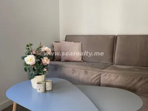 Izdavanje, dvosoban stan, 45m2, Donja Lastva, Tivat Izdavanje, dvosoban stan, 45m2, Donja Lastva, Tivat