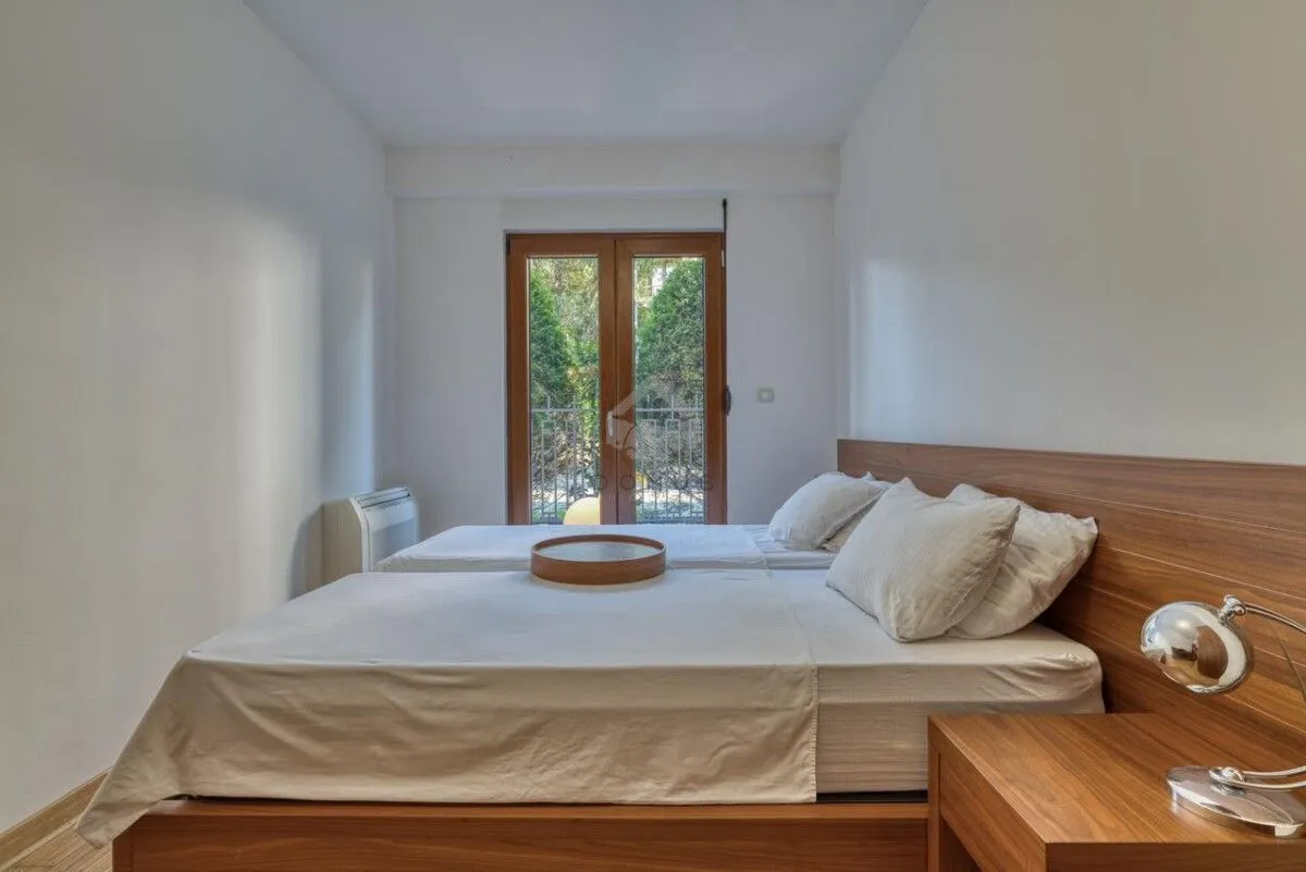 Prodaja, dvosoban stan, 90m², Gorica C, Podgorica