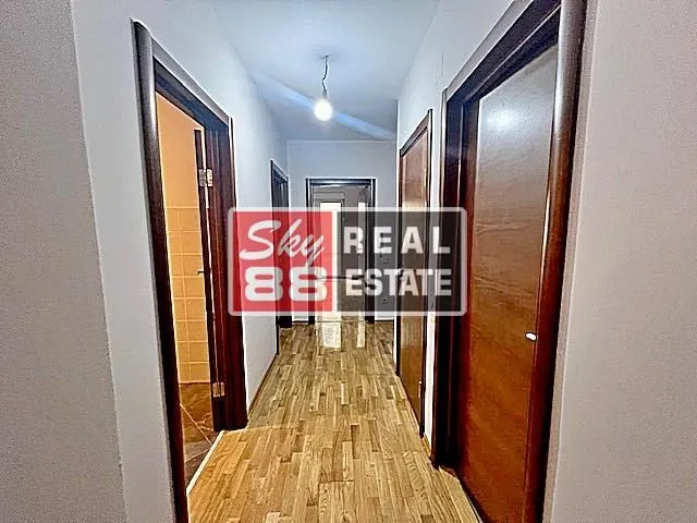 Sale, three bedroom apartment, 74m², Vračar Hram, Vračar Sve Podlokacije