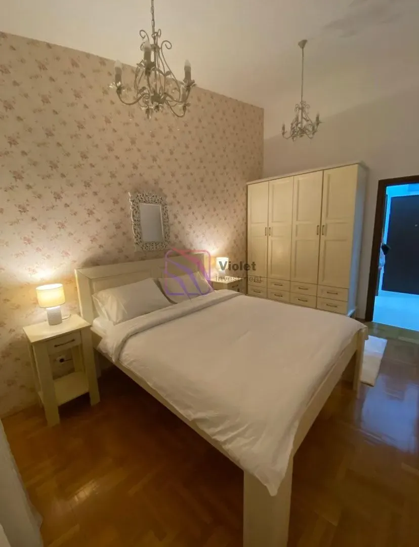 Izdavanje, jednosoban stan, 52m², City Kvart, Podgorica