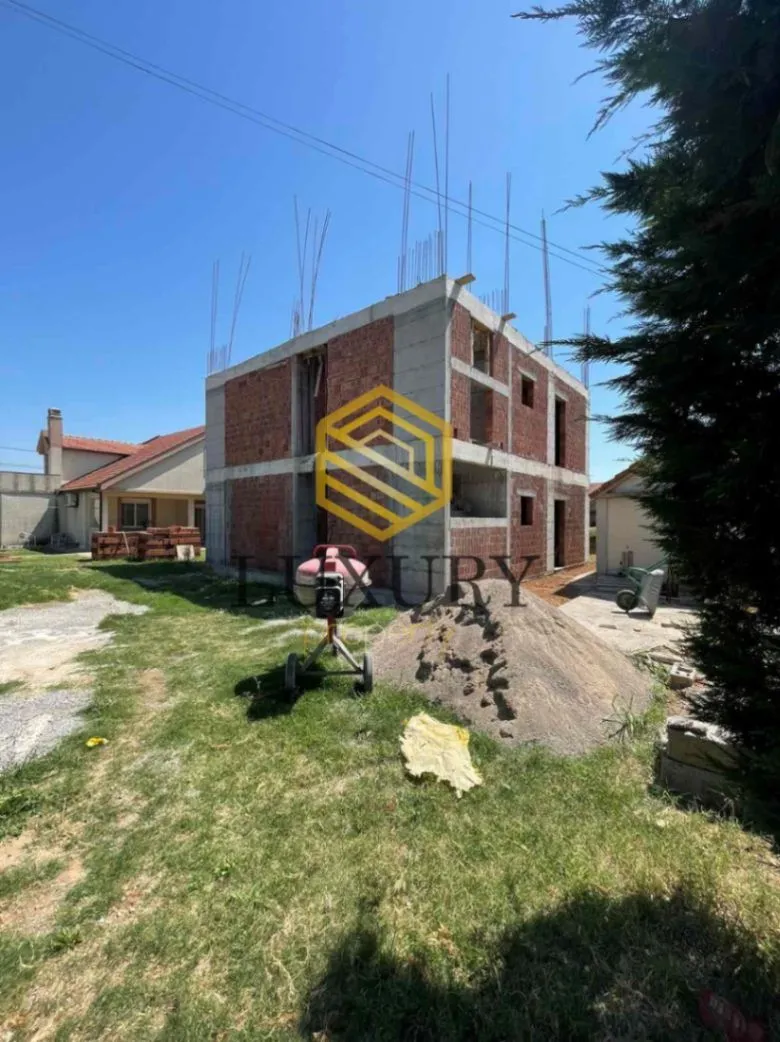 Prodaja, dvosoban stan, 82m², Zabjelo, Podgorica