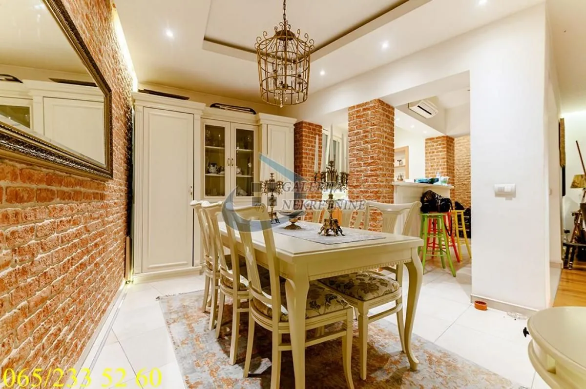 Sale, three bedroom apartment, 95m², Stari Grad, Beograd