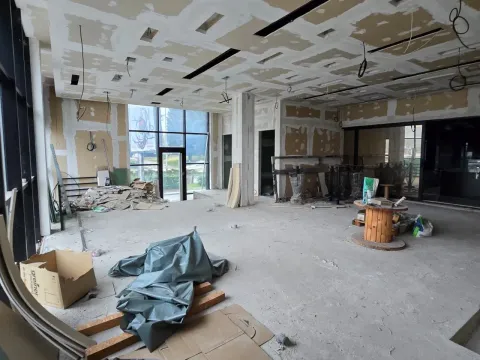 Izdavanje, poslovni prostor, 125m², Centar, Podgorica - image 8