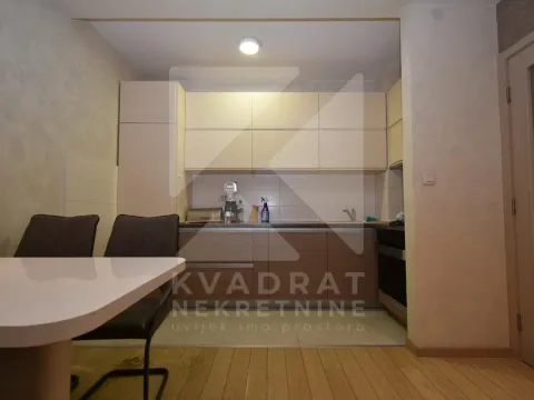 Sale, two bedroom apartment, 66m², City Kvart, Podgorica - image 5
