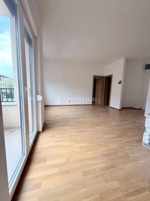 Prodaja, dvosoban stan, 70m², Zabjelo, Podgorica