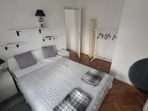 Rent, two bedroom apartment, 55m², Centar, Novi Sad - image 15