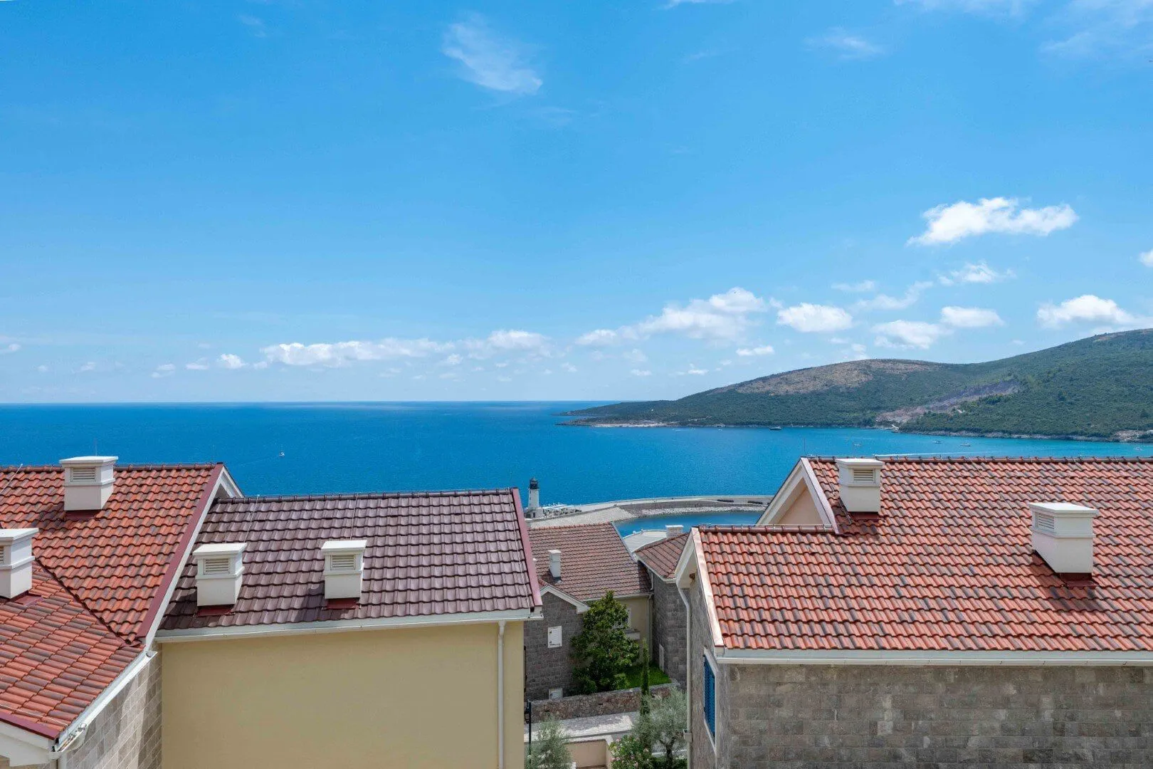 Sale, one bedroom apartment, 74m², Luštica Bay, Tivat