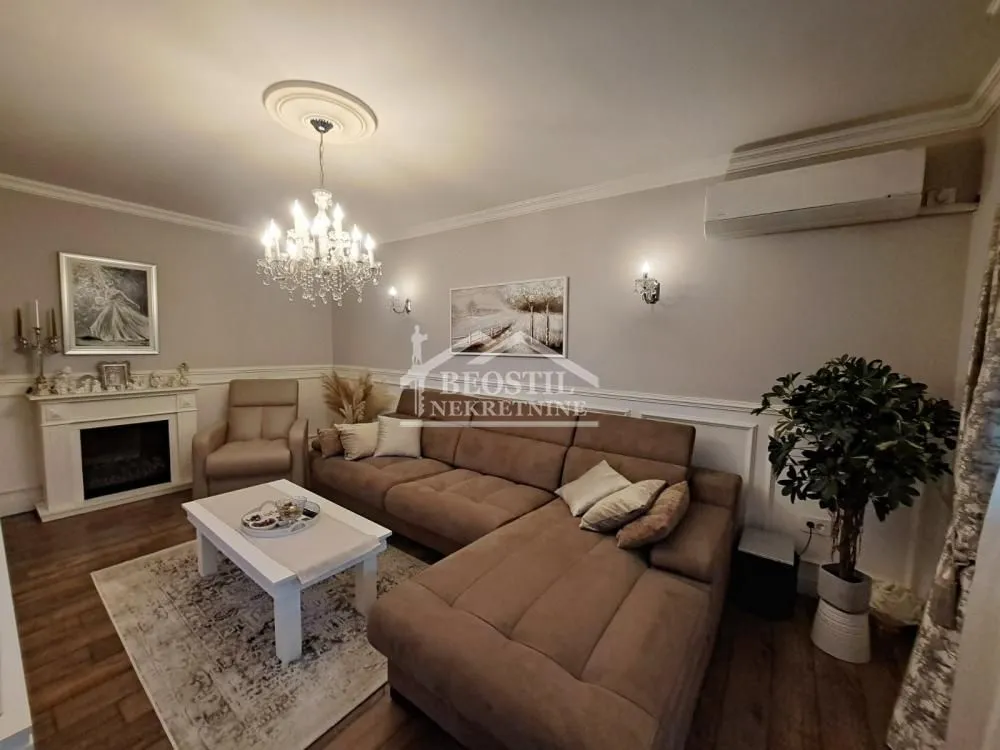 Prodaja, dvosoban stan, 59m², Batajnica, Beograd