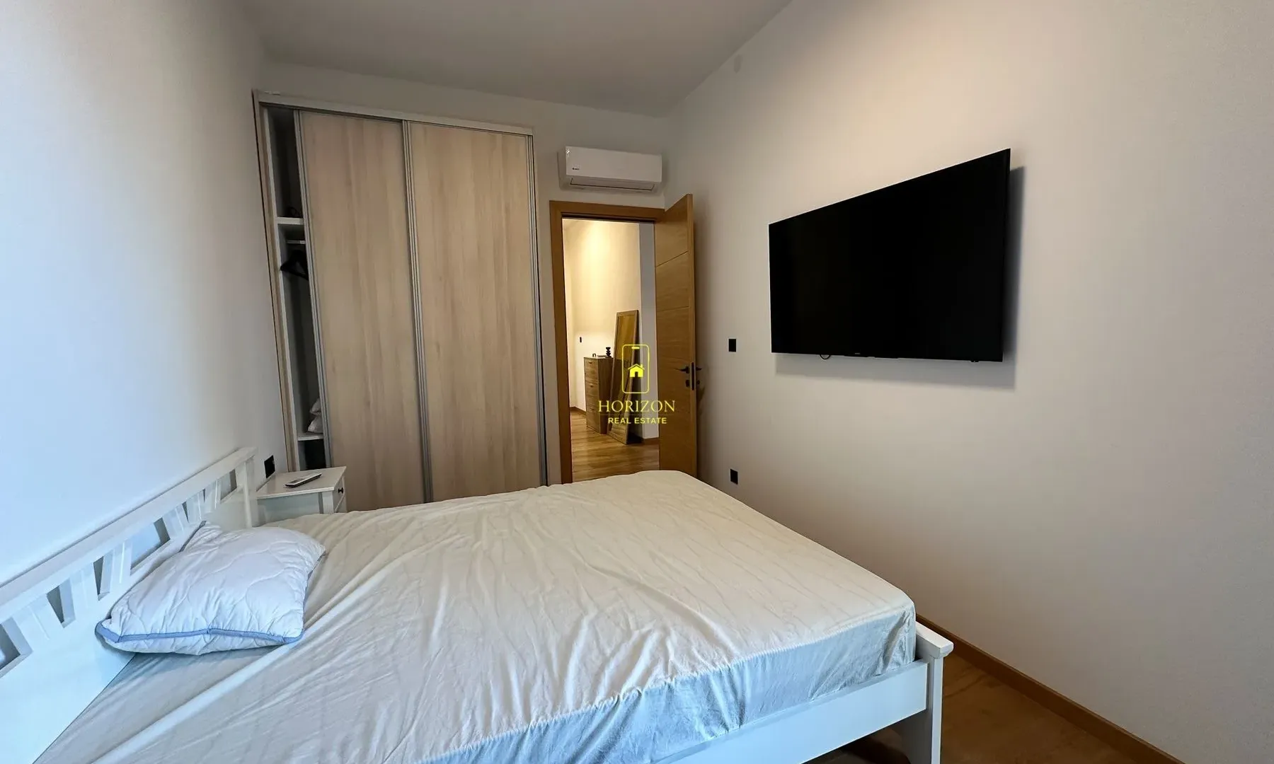 Rent, two bedroom apartment, 83m², Kod Capital Plaze, Podgorica