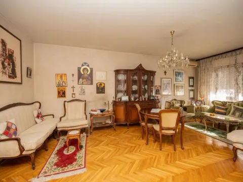 Prodaja, kuća, 183m², Gorica C, Podgorica - image 8