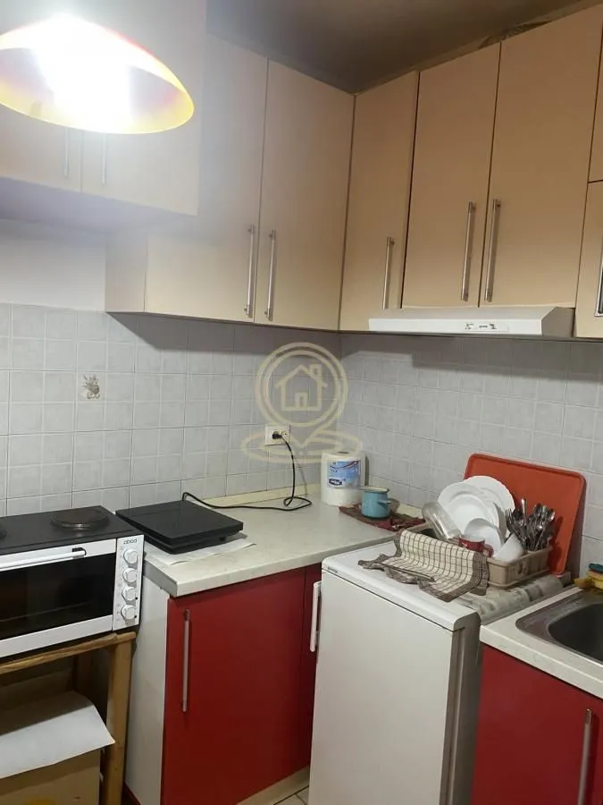 Izdavanje, jednosoban stan, 33m², Cvetkova Pijaca, Zvezdara Sve Podlokacije