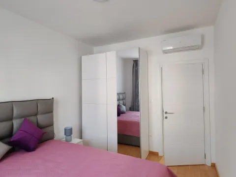 Rent, two bedroom apartment, 70m², Velji Vinogradi, Budva - image 7