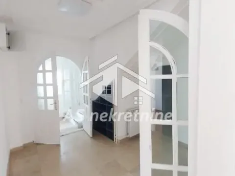 Rent, house, 260m², Neimar, Vračar Sve Podlokacije - image 12