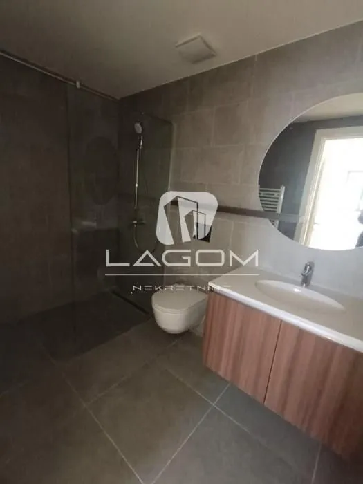 Prodaja, stan, 79m², Savski Venac, Beograd