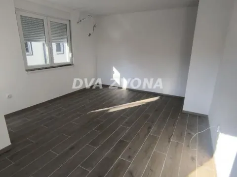 Prodaja, dvosoban stan, 53m², Petrovaradin, Novi Sad - image 3