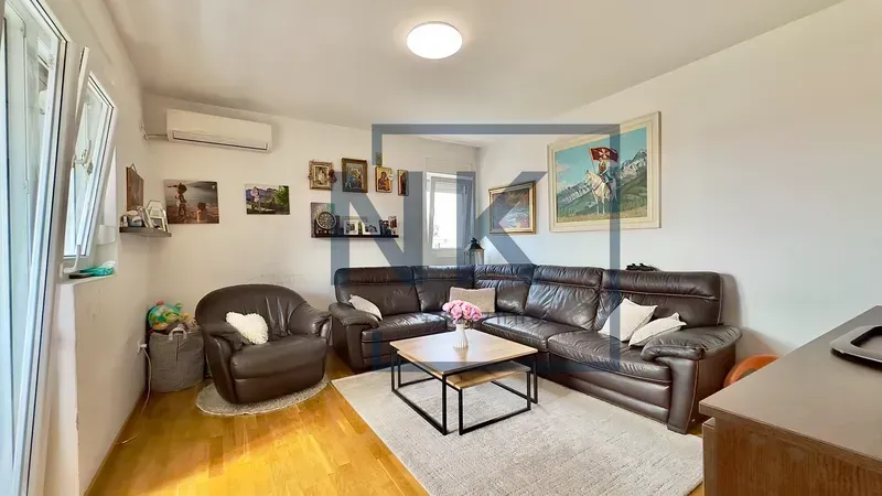 Prodaja, trosoban stan, 78m², Stari Aerodrom, Podgorica