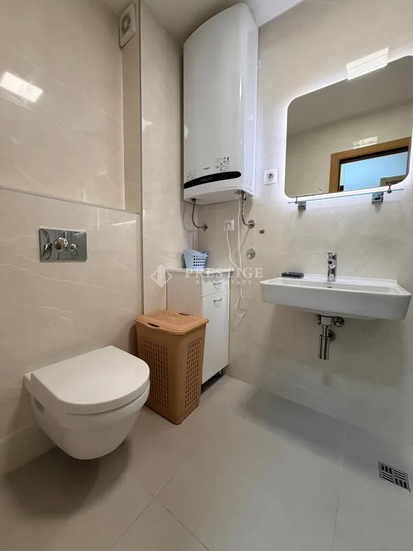 Izdavanje, jednosoban stan, 48m², New City, Podgorica