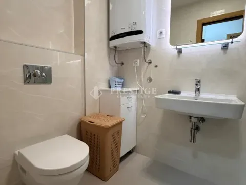 Izdavanje, jednosoban stan, 48m², New City, Podgorica - image 12