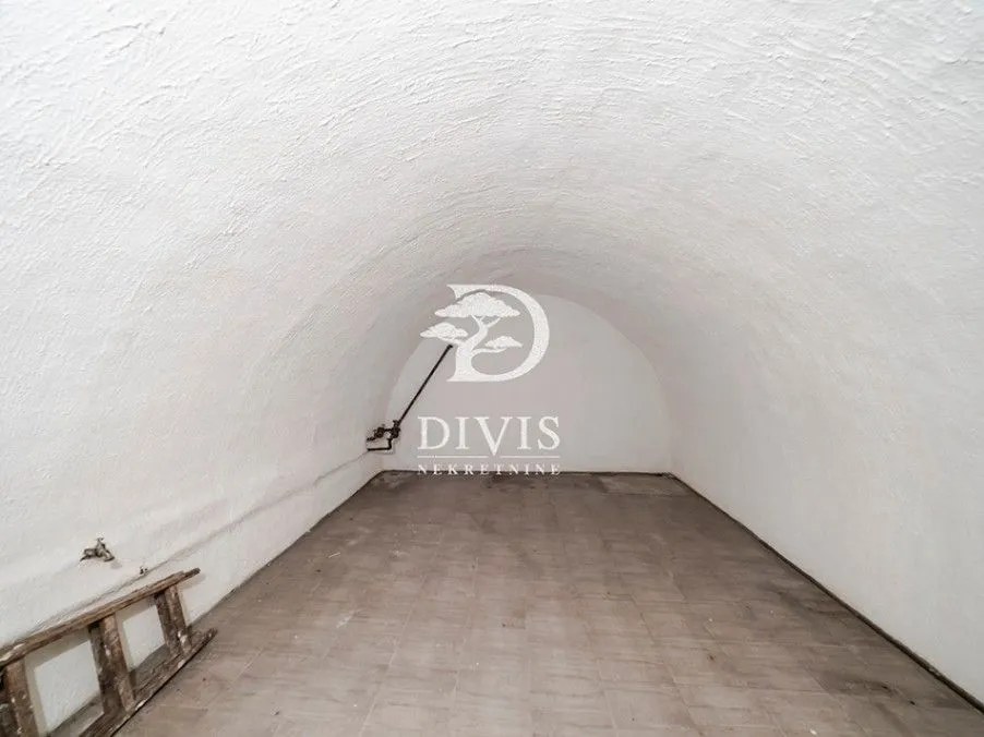 Prodaja, kuća, 133m², Zemun Centar, Zemun Sve Podlokacije
