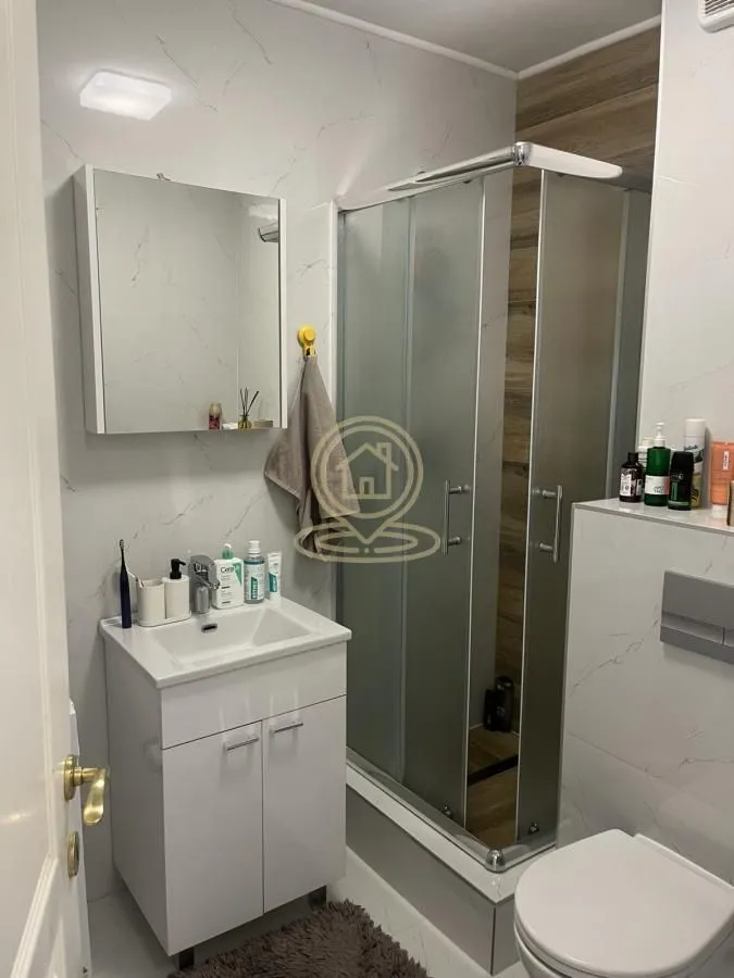 Prodaja, dvosoban stan, 41m², Bulevar Oslobodjenja, Novi Sad Sve Podlokacije