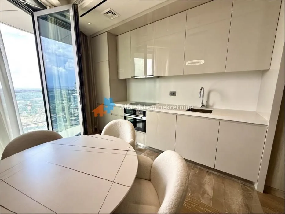 Izdavanje, dvosoban stan, 74m², Savski Venac, Beograd